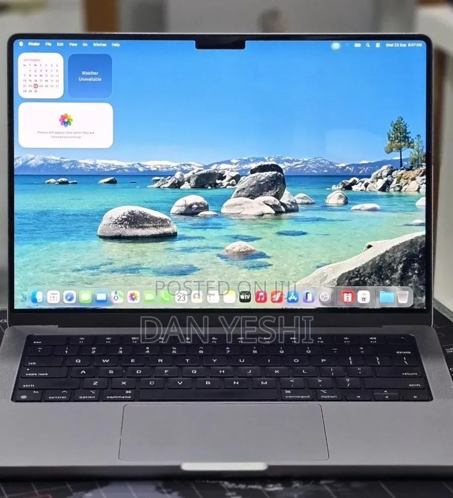 New Laptop Apple MacBook Pro 2021 M1 32GB Apple M1 Pro SSD 512GB