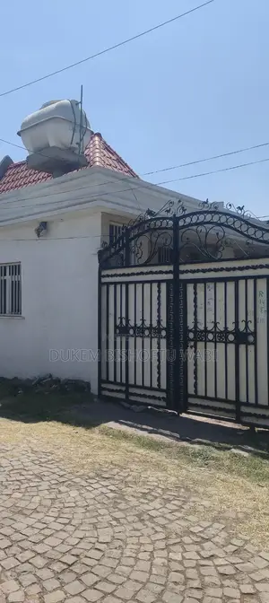 Furnished 7bdrm Villa in Dukem Bishoftu, East Shewa for sale