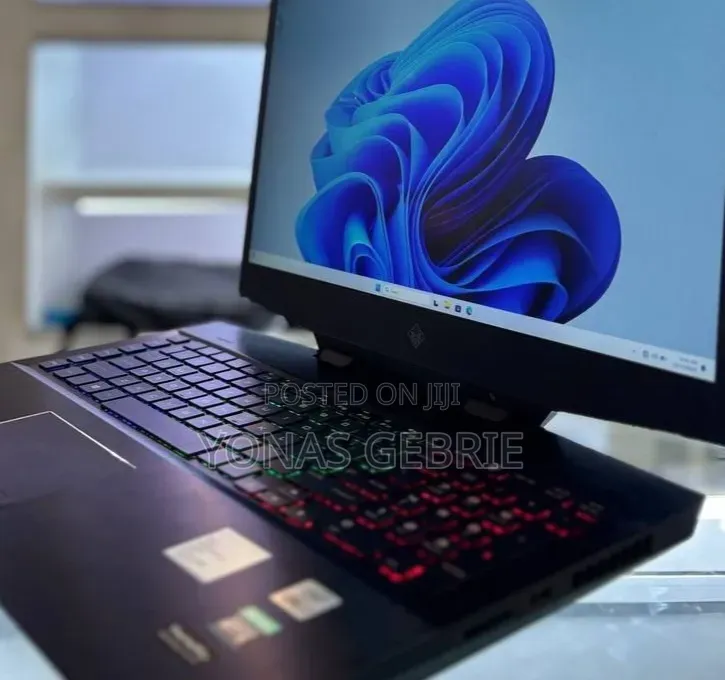 New Laptop HP 16GB Intel Core i7 SSD 512GB