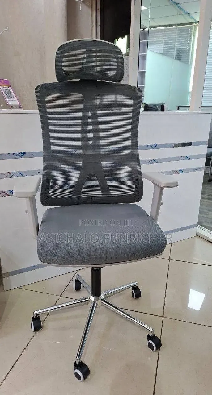 Mg Mangeral Chairs