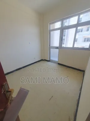 3bdrm Apartment in Foundation Houses, Akaky Kaliti for rent