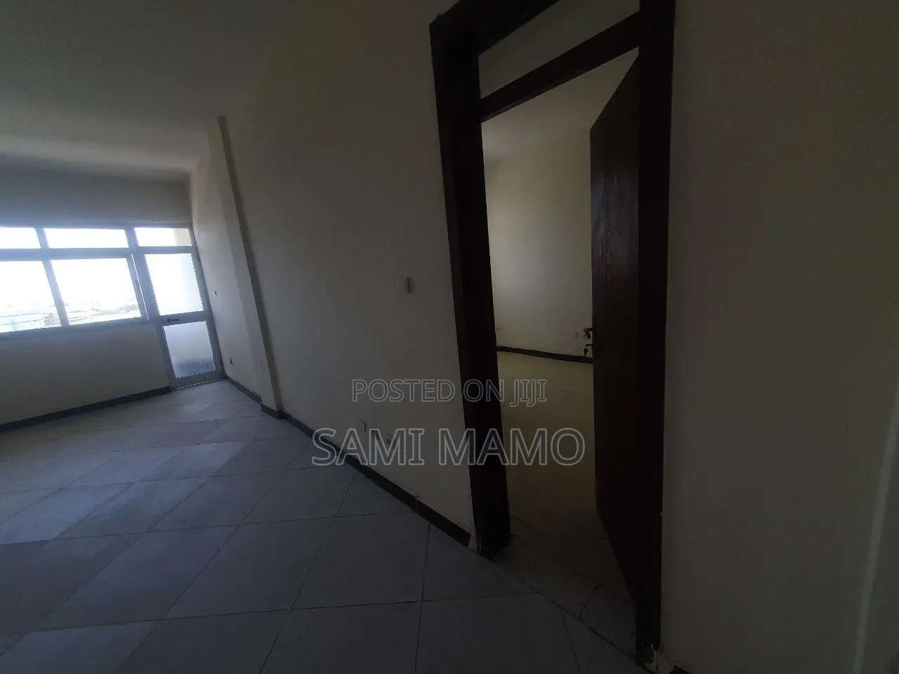 3bdrm Apartment in Foundation Houses, Akaky Kaliti for rent