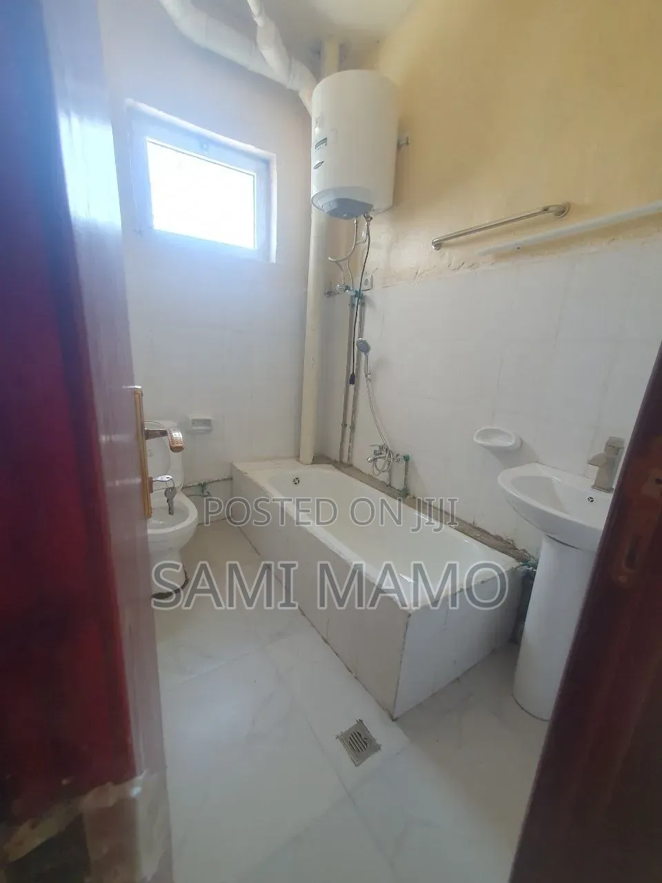 3bdrm Apartment in Foundation Houses, Akaky Kaliti for rent