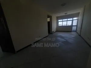 3bdrm Apartment in Foundation Houses, Akaky Kaliti for rent