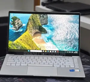 New Laptop HP Pavilion x360 8GB Intel Core i5 SSD 512GB