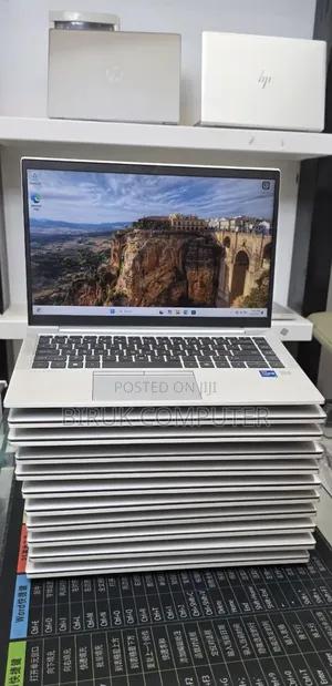 New Laptop HP EliteBook 840 G8 16GB Intel Core i7 SSD 512GB