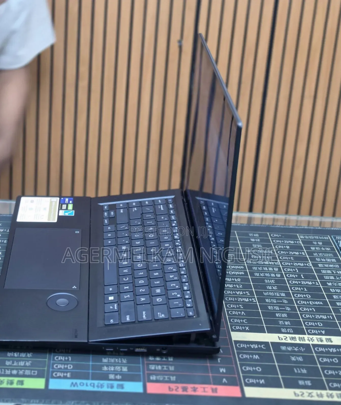 New Laptop Asus Zenbook Duo 32GB Intel Core i9 SSD 512GB