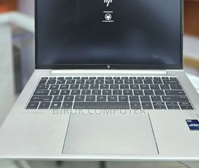 New Laptop HP EliteBook 840 G10 16GB Intel Core i5 SSD 512GB