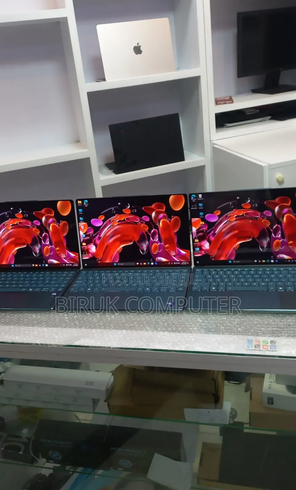 New Laptop Lenovo ThinkPad X1 Yoga 16GB Intel Core Ultra 7 SSD 512GB