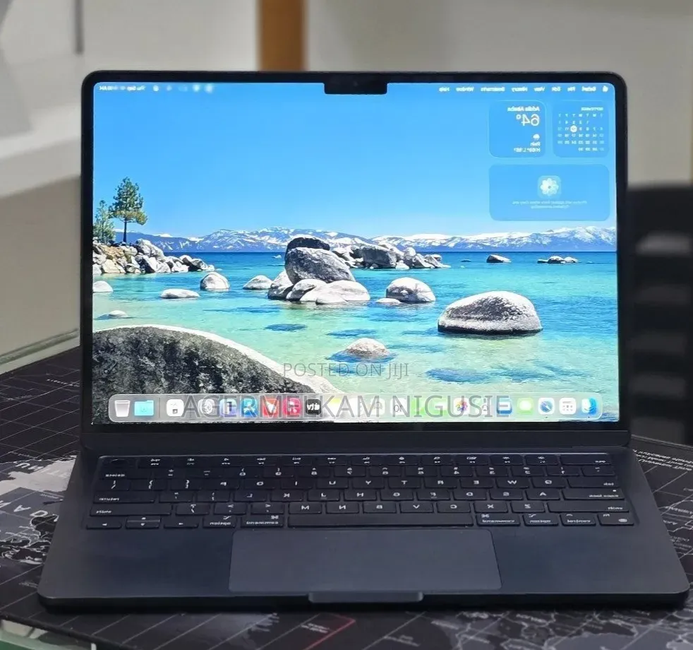 New Laptop Apple MacBook Air 2026 M5 16GB AMD A10 SSD 512GB