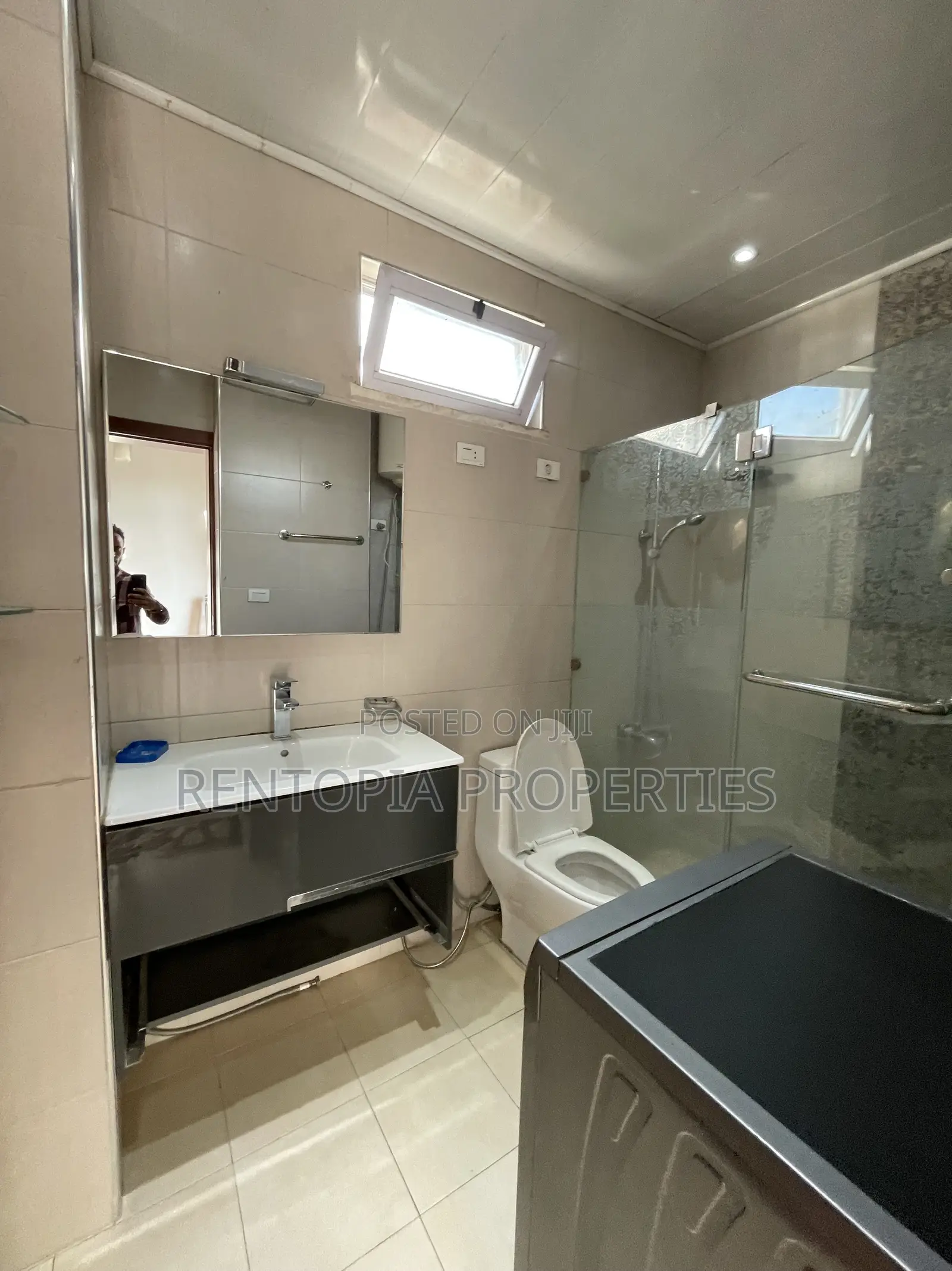 Furnished 2bdrm Apartment in Bole for rent