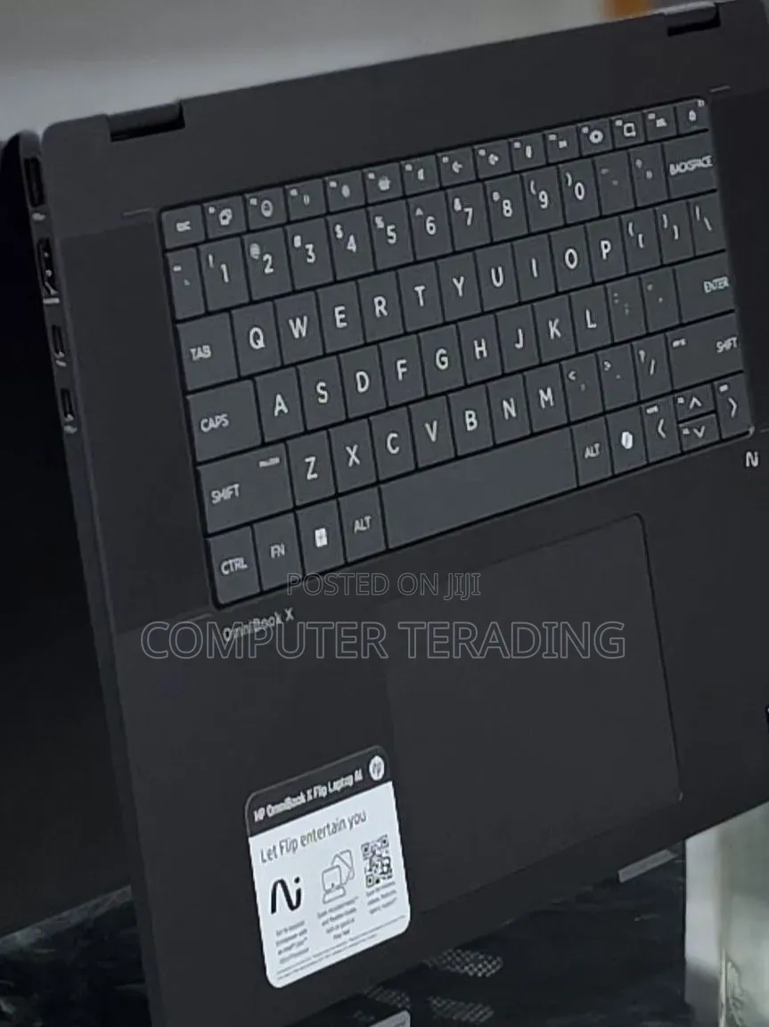 New Laptop HP OmniBook 5 16" 16GB Intel Core Ultra 7 SSD 1T