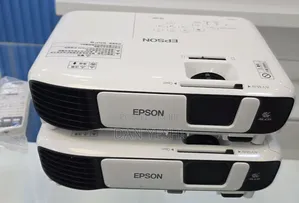 Epson CB-X41 Projector Specifications
• Brightness: 3,600 Lumens