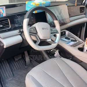 New BYD Seal 06 DM-i Elite 2025 Off white