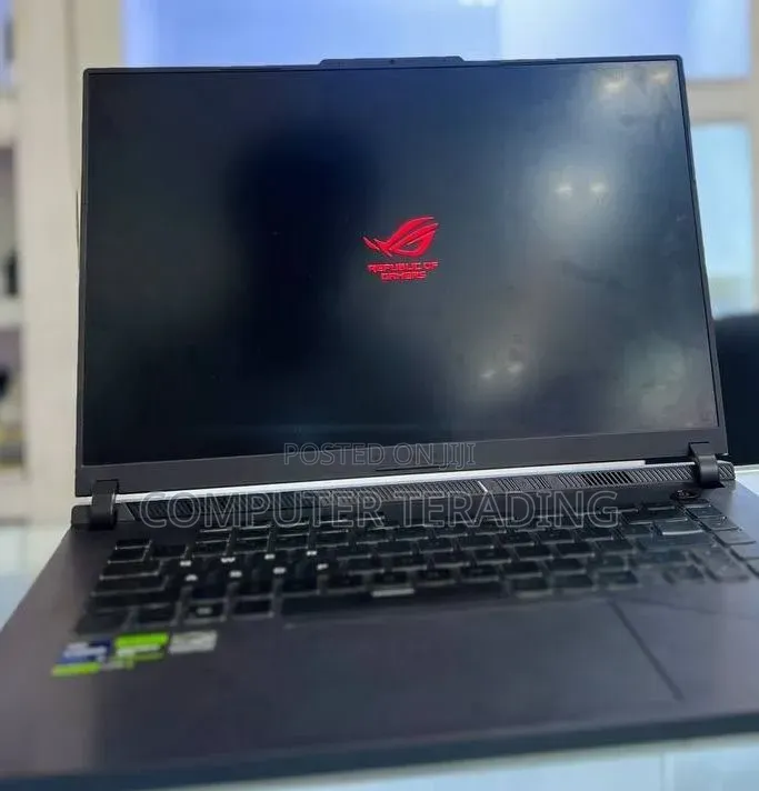 New Laptop Asus ROG Strix G16 16GB Intel Core i9 SSD 1T