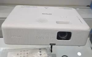 New Coming 
Epson Projector 
Model : CO-W01
With