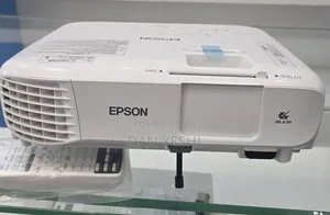 New Coming Amazing Projector Brand New Epson Eb-W49 Is a Port