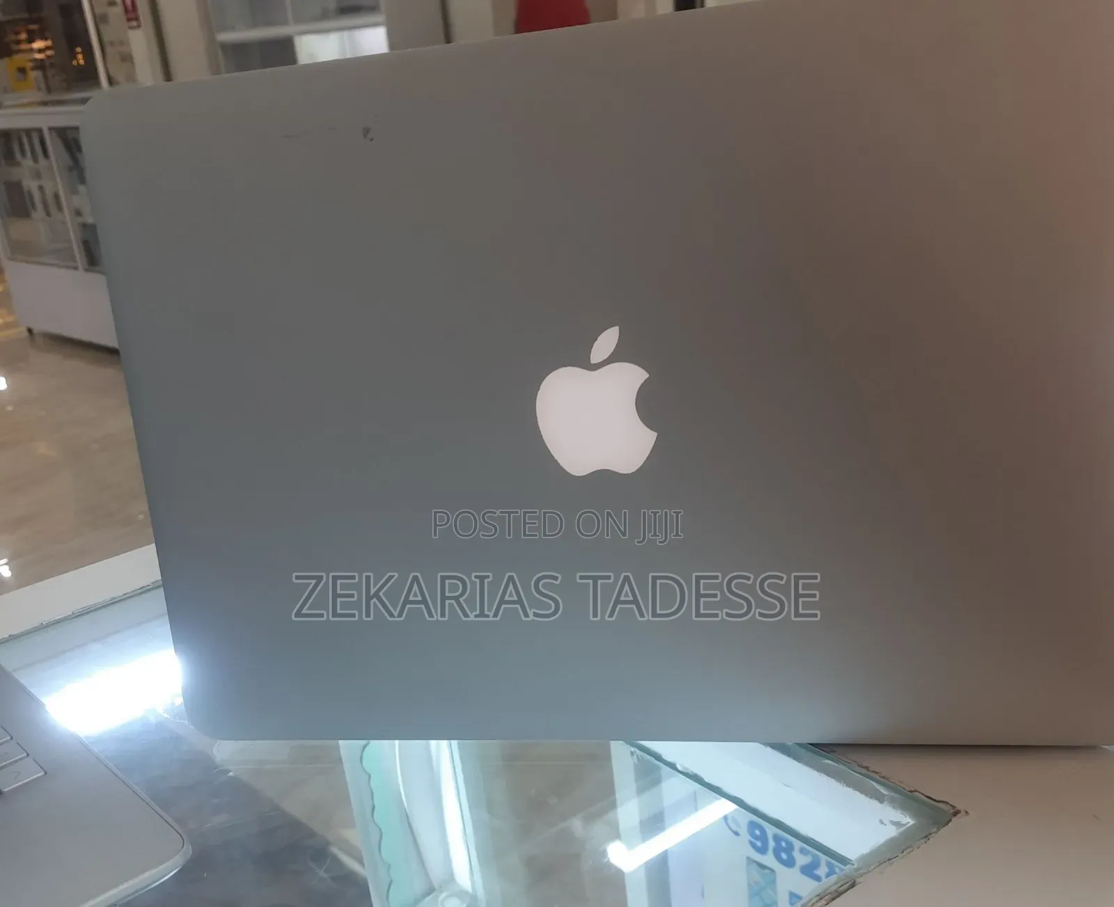 New Laptop Apple MacBook Air 2017 8GB Intel Core i5 SSD 128GB