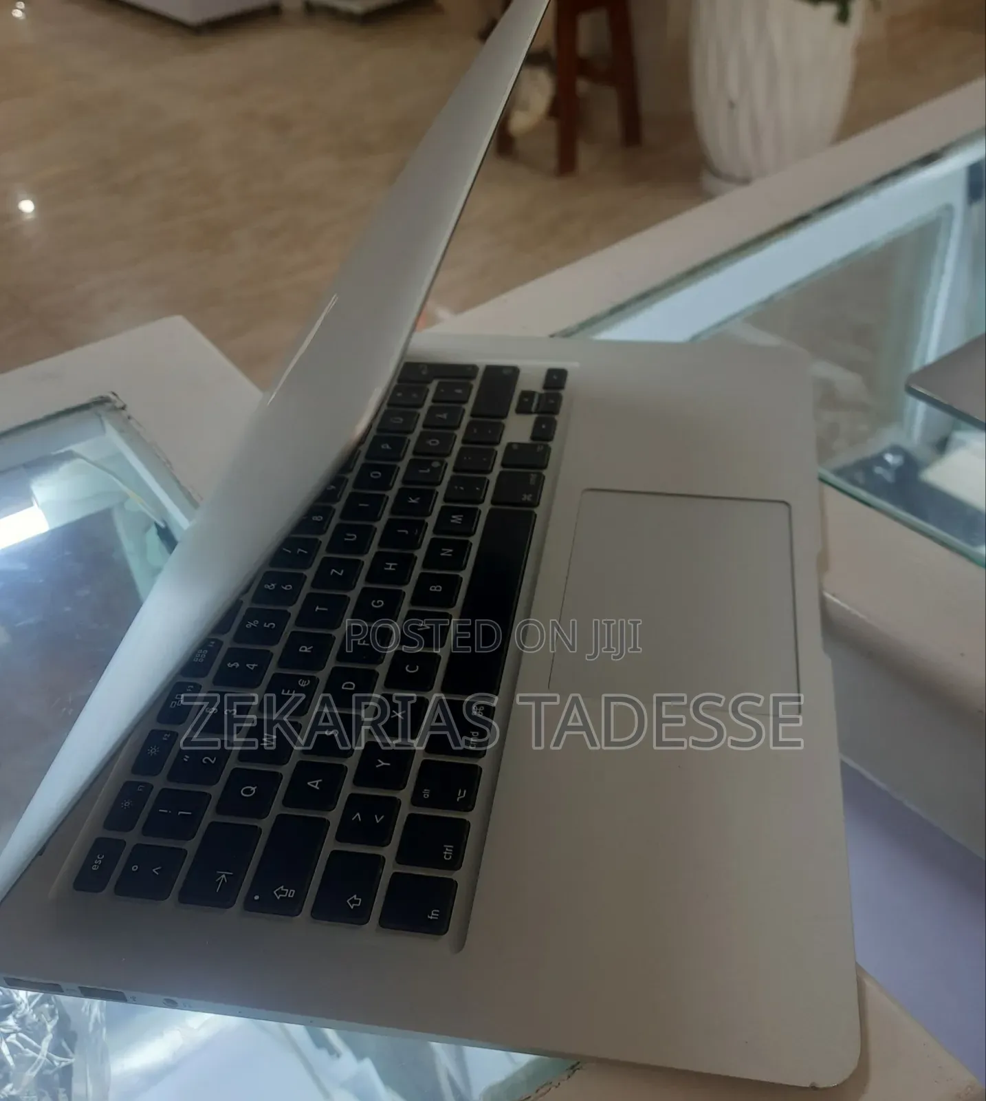 New Laptop Apple MacBook Air 2017 8GB Intel Core i5 SSD 128GB