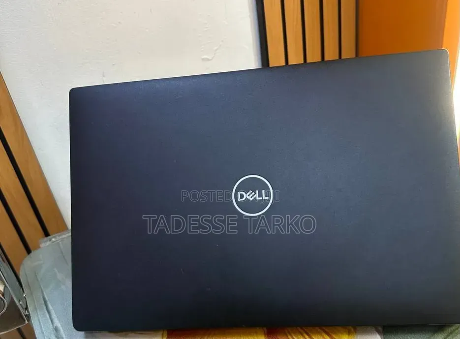New Laptop Dell 16GB Intel Core i5 SSD 512GB