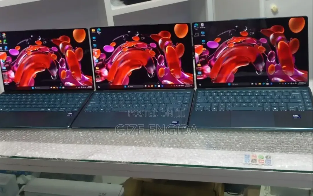New Laptop Lenovo Yoga 9 32GB Intel Core Ultra 7 SSD 1T
