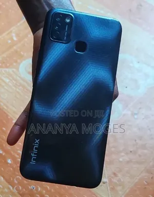 Infinix Smart 6 (Price 8500)