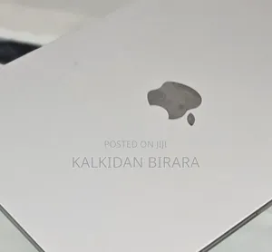 New Laptop Apple MacBook Air 2022 M2 8GB Apple M2 SSD 256GB
