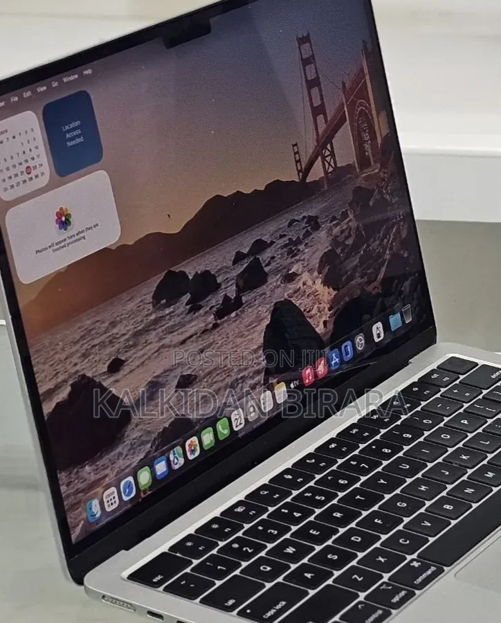 New Laptop Apple MacBook Air 2022 M2 8GB Apple M2 SSD 256GB
