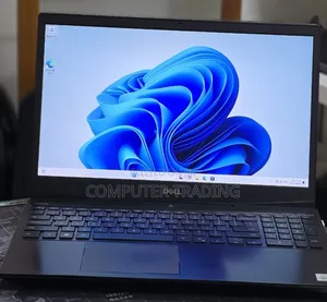 New Laptop Dell G5 16GB Intel Core i7 SSD 512GB