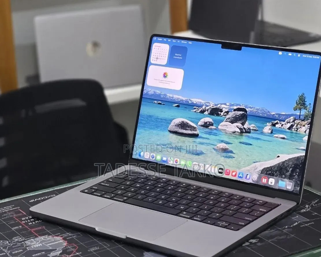 New Laptop Apple MacBook Pro 2021 M1 32GB Apple M1 Pro SSD 512GB