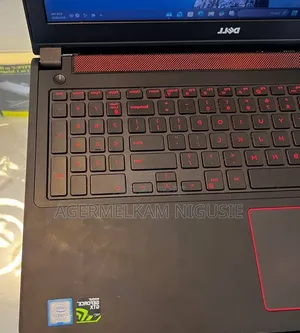 New Laptop Dell Inspiron 15 5577 8GB Intel Core i7 SSD 512GB