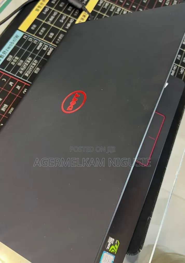 New Laptop Dell Inspiron 15 5577 8GB Intel Core i7 SSD 512GB