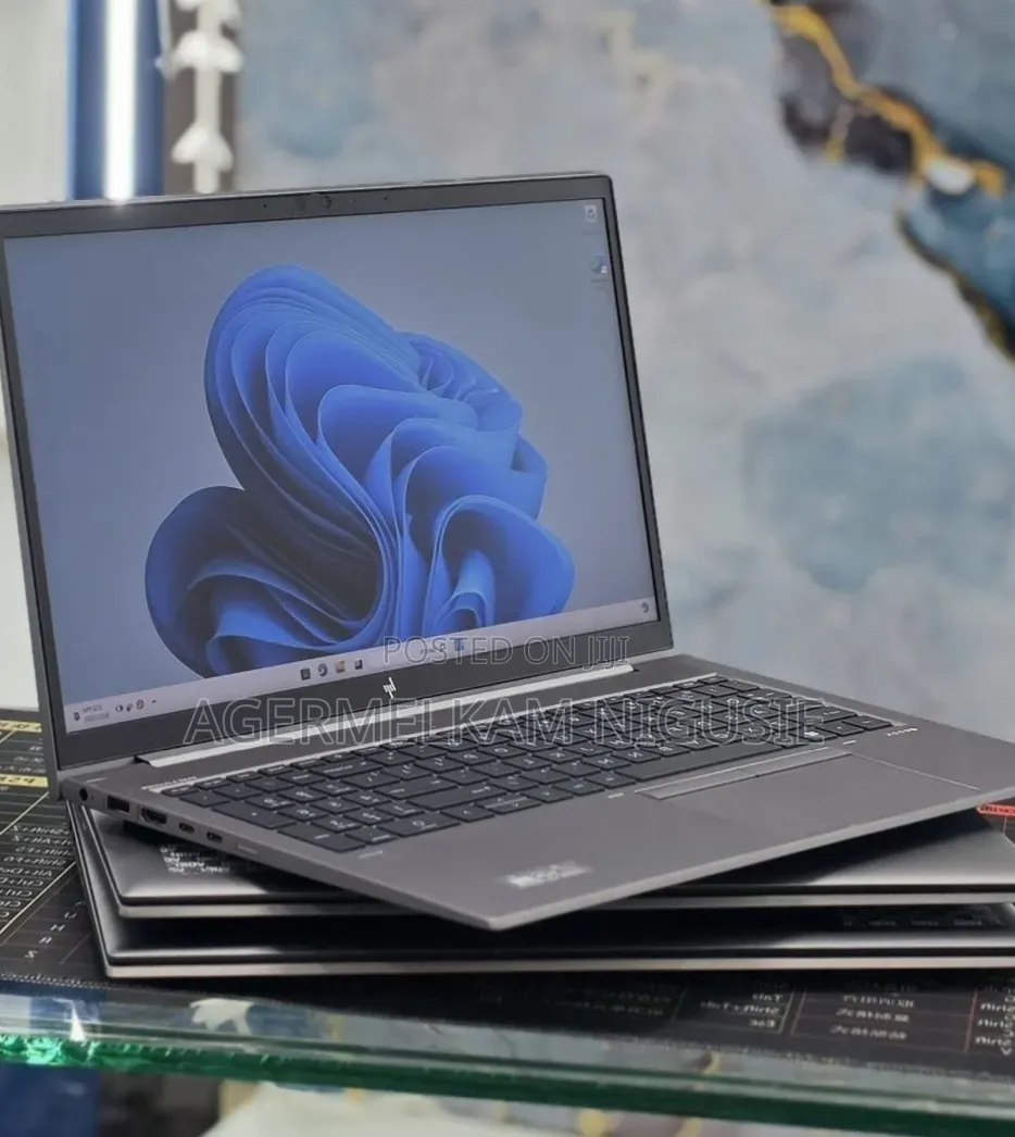 New Laptop HP ZBook 15 16GB Intel Core i5 SSD 512GB