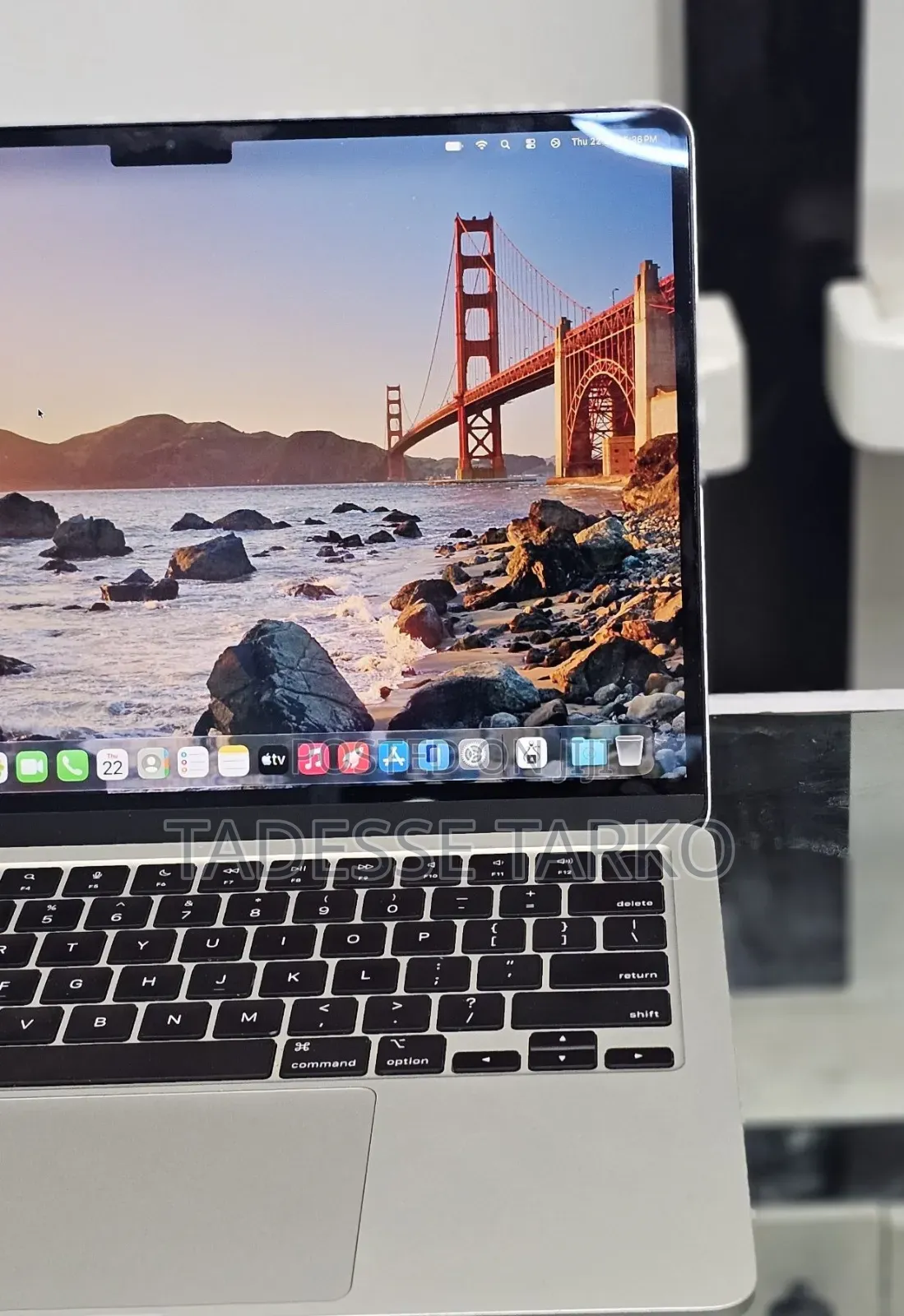 New Laptop Apple MacBook Air 2022 M2 8GB Apple M2 SSD 256GB