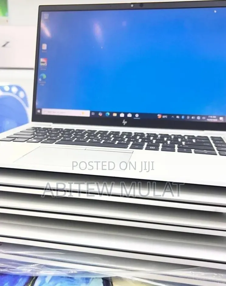 New Laptop HP EliteBook 840 G8 16GB Intel Core i7 SSD 512GB