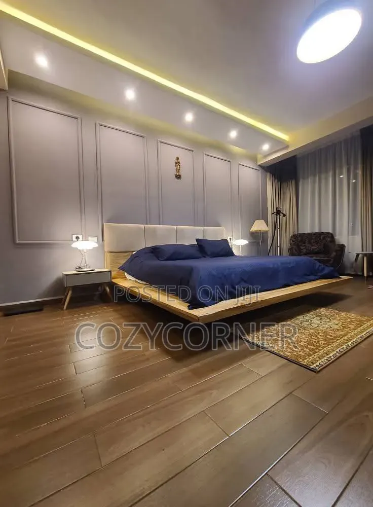 Simplistic 1.50 Meter Bed Made of Australian Wood. አልጋ