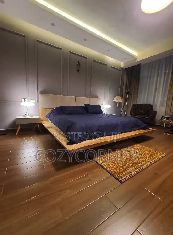 Simplistic 1.50 Meter Bed Made of Australian Wood. አልጋ