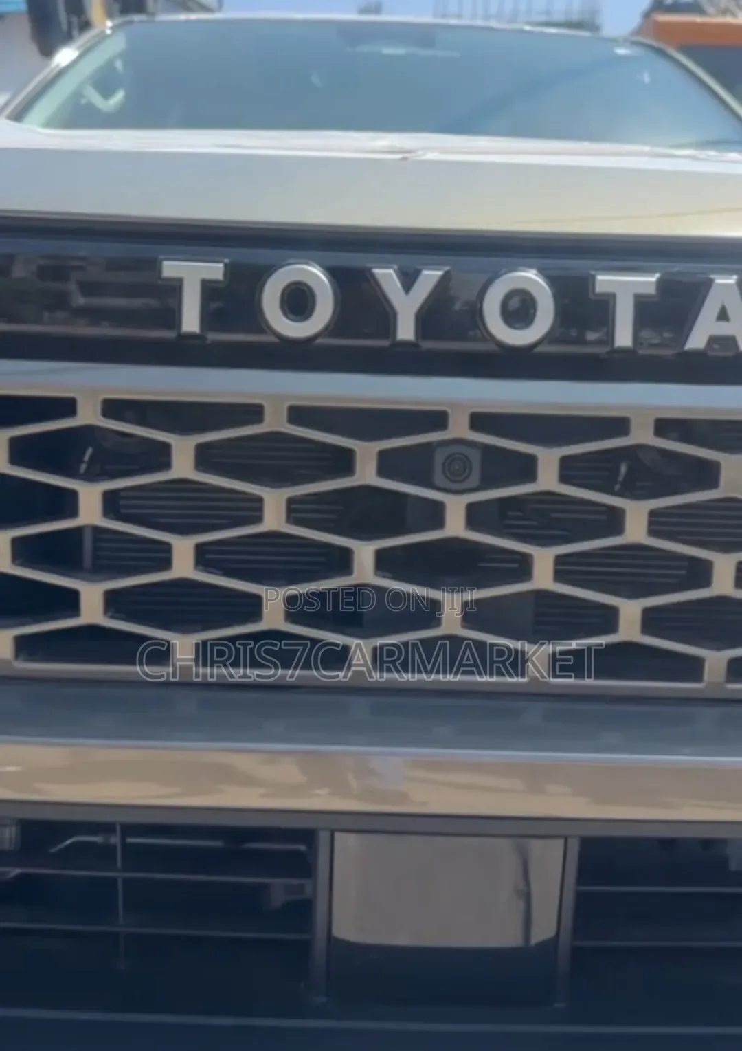 New Toyota Hilux Invincible (Hybrid) 2026 Gray