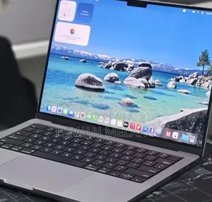 New Laptop Apple MacBook Pro 2021 M1 32GB Apple M1 Pro SSD 512GB
