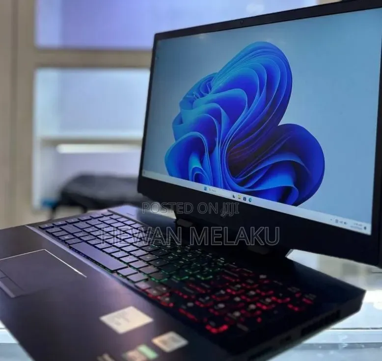 New Laptop HP Omen 17 16GB Intel Core i7 SSD 512GB