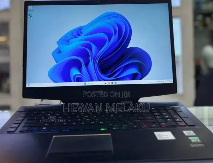 New Laptop HP Omen 17 16GB Intel Core i7 SSD 512GB