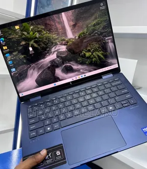 New Laptop HP Envy x360 32GB Intel Core Ultra 7 SSD 1T