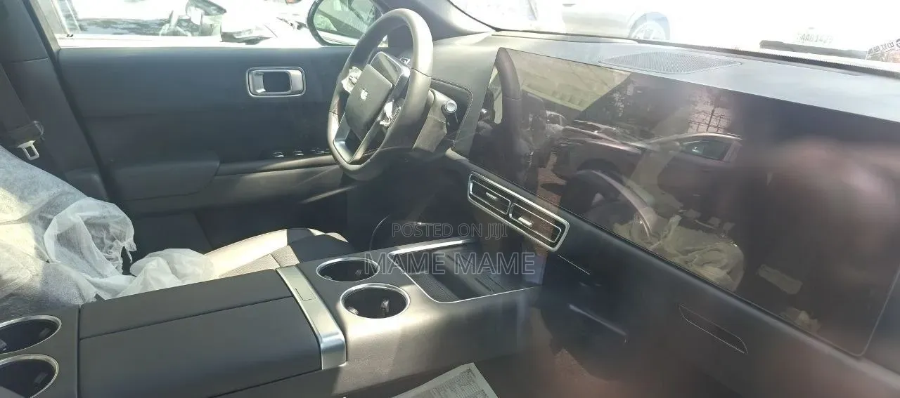 New Li Auto L9 1.5 Hybrid AWD 2025 Gray