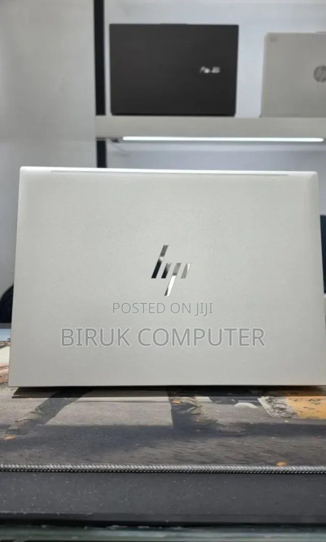 New Laptop HP EliteBook 840 G9 16GB Intel Core i7 SSD 512GB