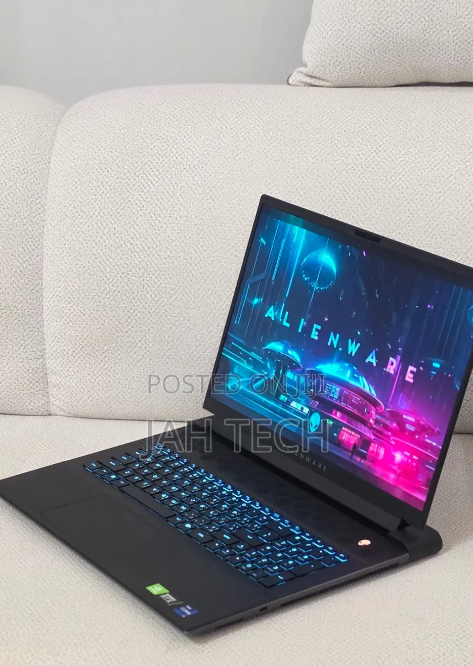 New Laptop Alienware M18 R2 32GB Intel Core i9 SSD 2T
