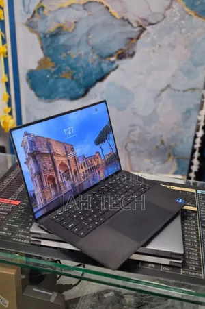 New Laptop Dell Precision 5560 32GB Intel Core i7 SSD 1T