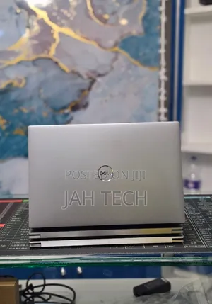 New Laptop Dell Precision 5560 32GB Intel Core i7 SSD 1T