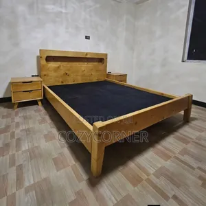 Heirloom 1.50 Meters Bed With Premium Durability. በዋንዛ የተሰራ አልጋ