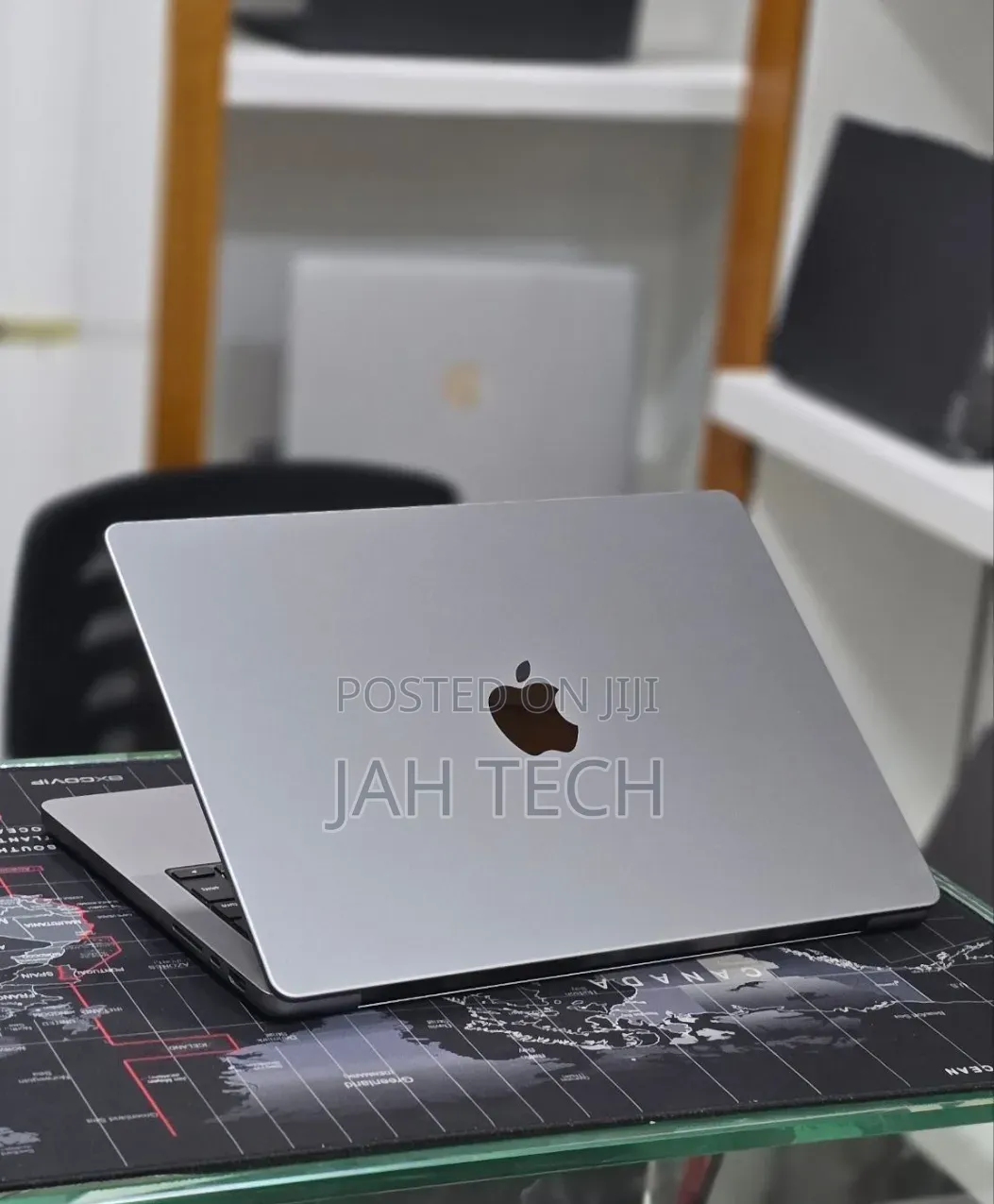 New Laptop Apple MacBook Pro 2021 M1 32GB Apple M1 Pro SSD 512GB