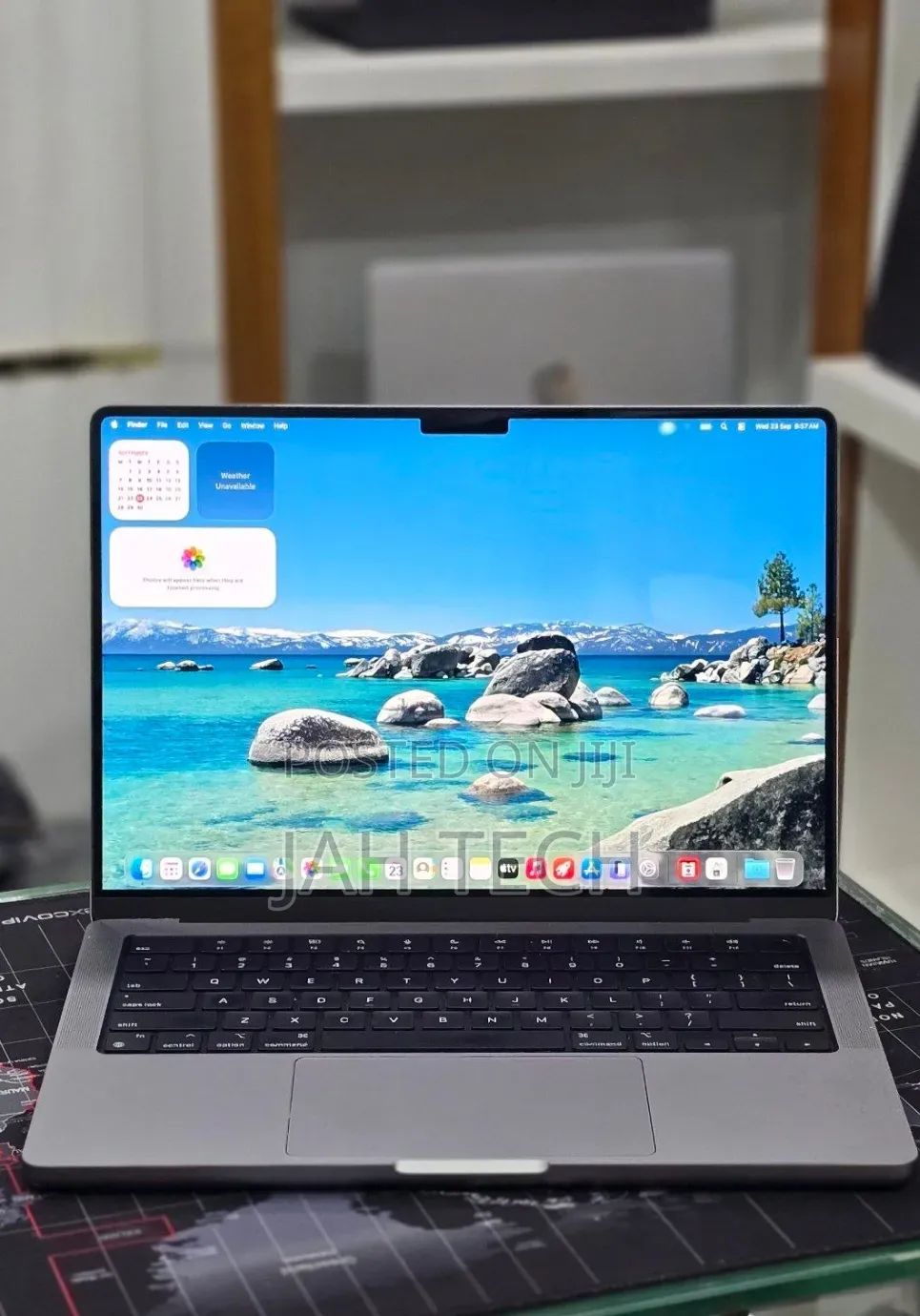New Laptop Apple MacBook Pro 2021 M1 32GB Apple M1 Pro SSD 512GB